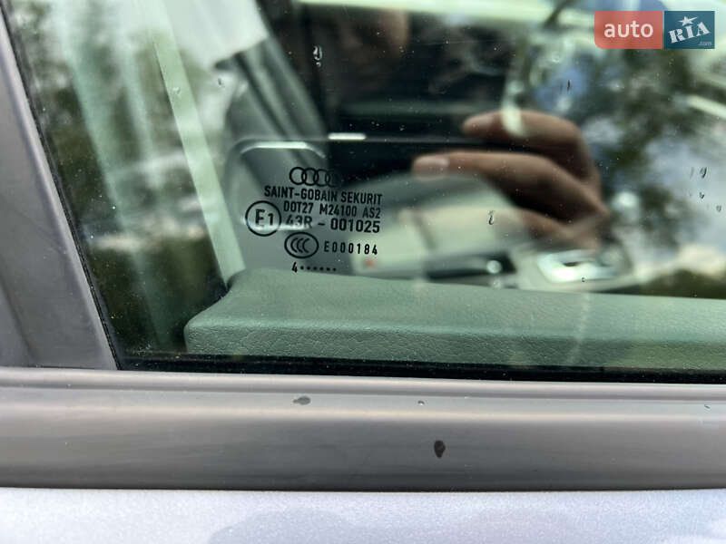 Седан Audi A4 2004 в Хмельницькому