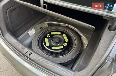 Седан Audi A4 2014 в 