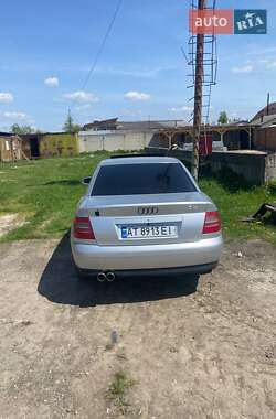 Седан Audi A4 2000 в 