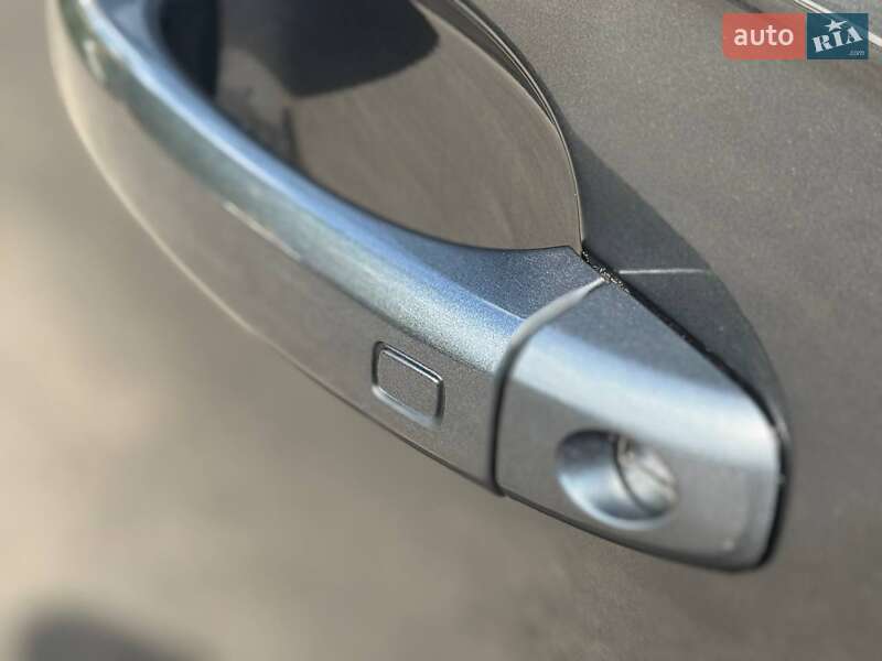 Седан Audi A4 2012 в Одесі