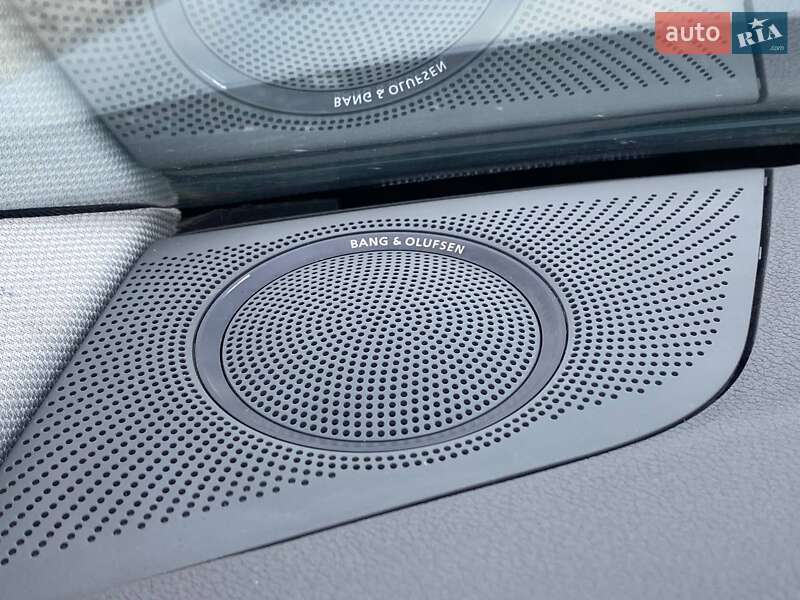 Седан Audi A4 2013 в Львове