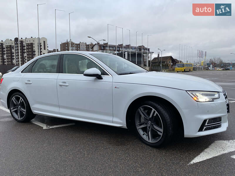 Седан Audi A4 2016 в Киеве