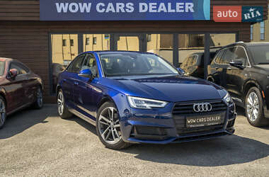 Седан Audi A4 2019 в 