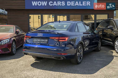 Седан Audi A4 2019 в 