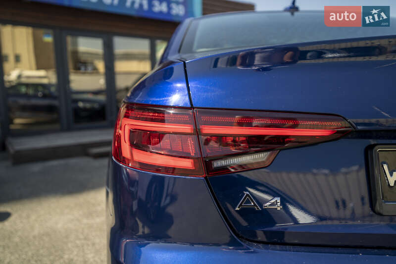 Седан Audi A4 2019 в Киеве