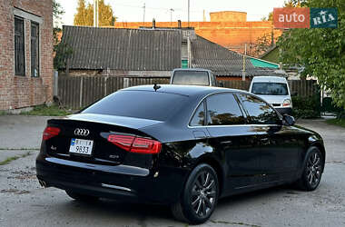 Седан Audi A4 2013 в 