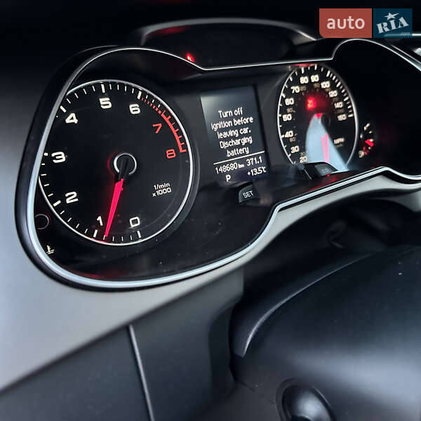 Седан Audi A4 2013 в Лубнах