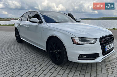 Седан Audi A4 2014 в 