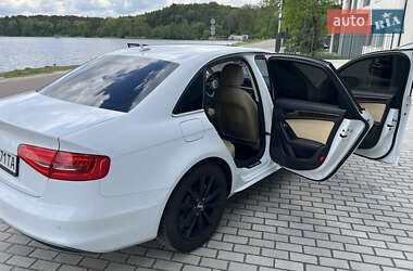 Седан Audi A4 2014 в 
