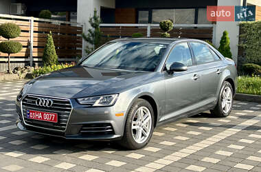 Седан Audi A4 2017 в Стрию