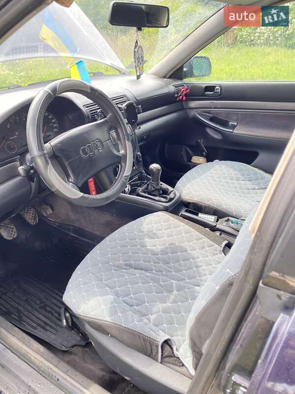 Седан Audi A4 2000 в Дружковке