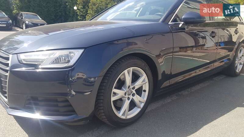 Универсал Audi A4 2017 в Киеве