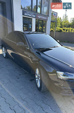 Седан Audi A4 2013 в 