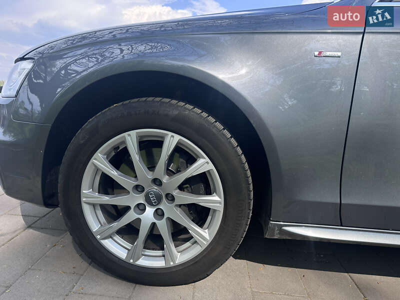 Седан Audi A4 2014 в Киеве