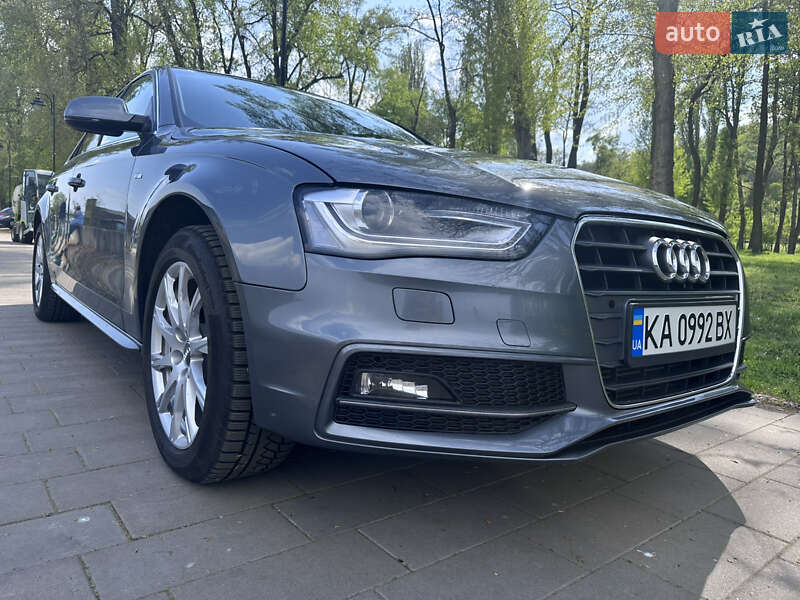 Седан Audi A4 2014 в Киеве