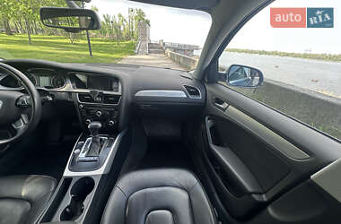 Седан Audi A4 2014 в 