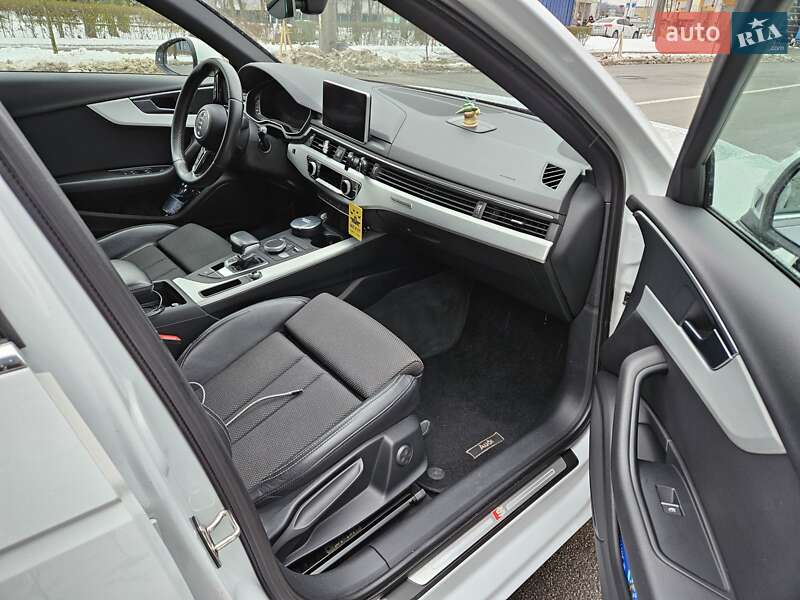 Универсал Audi A4 2016 в Киеве