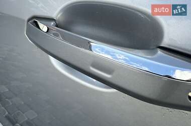 Седан Audi A4 2020 в 