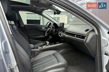Седан Audi A4 2020 в 