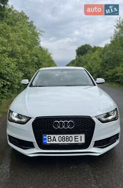 Седан Audi A4 2013 в 
