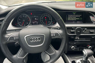 Седан Audi A4 2013 в 