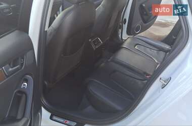 Седан Audi A4 2013 в 
