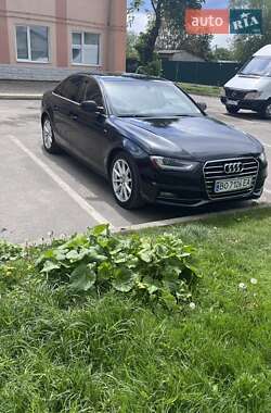 Седан Audi A4 2014 в 