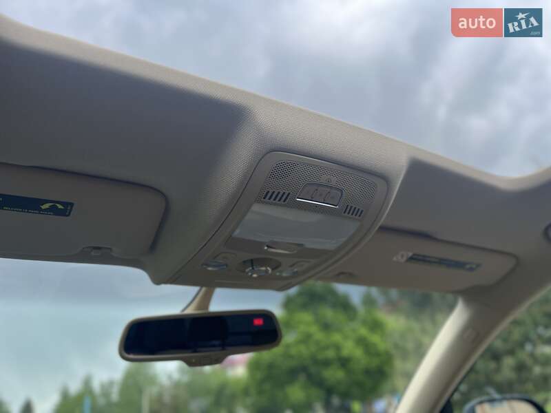 Седан Audi A4 2014 в Дружбе