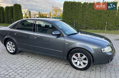 Седан Audi A4 2001 в 