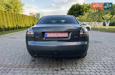 Седан Audi A4 2001 в 