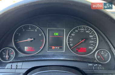 Седан Audi A4 2001 в 