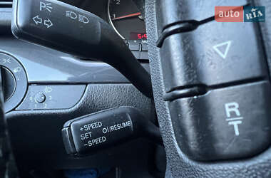 Седан Audi A4 2001 в 