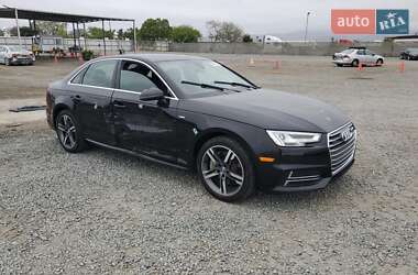Седан Audi A4 2018 в 