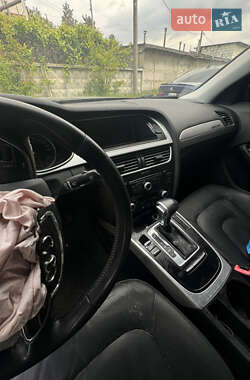 Седан Audi A4 2015 в 