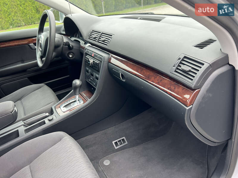 Седан Audi A4 2005 в Дунаевцах