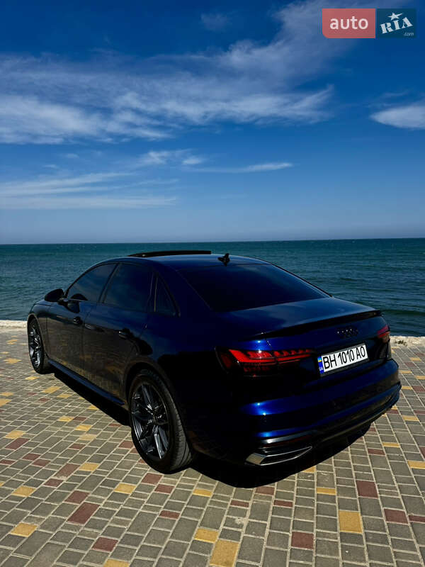 Седан Audi A4 2020 в Одессе