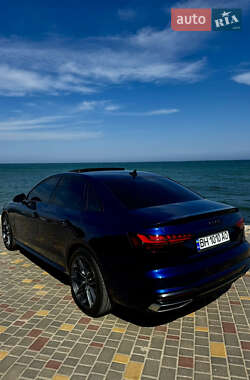 Седан Audi A4 2020 в 