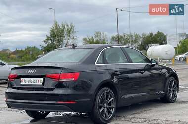 Седан Audi A4 2018 в 