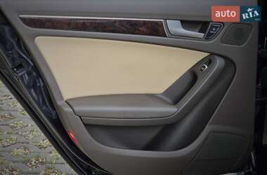 Седан Audi A4 2015 в 