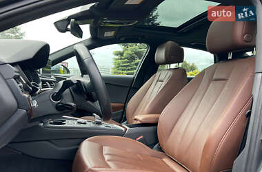 Седан Audi A4 2019 в 
