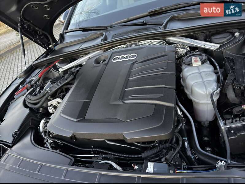 Универсал Audi A4 2020 в Львове