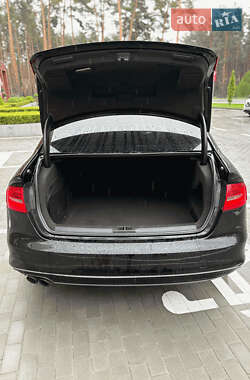 Седан Audi A4 2013 в 
