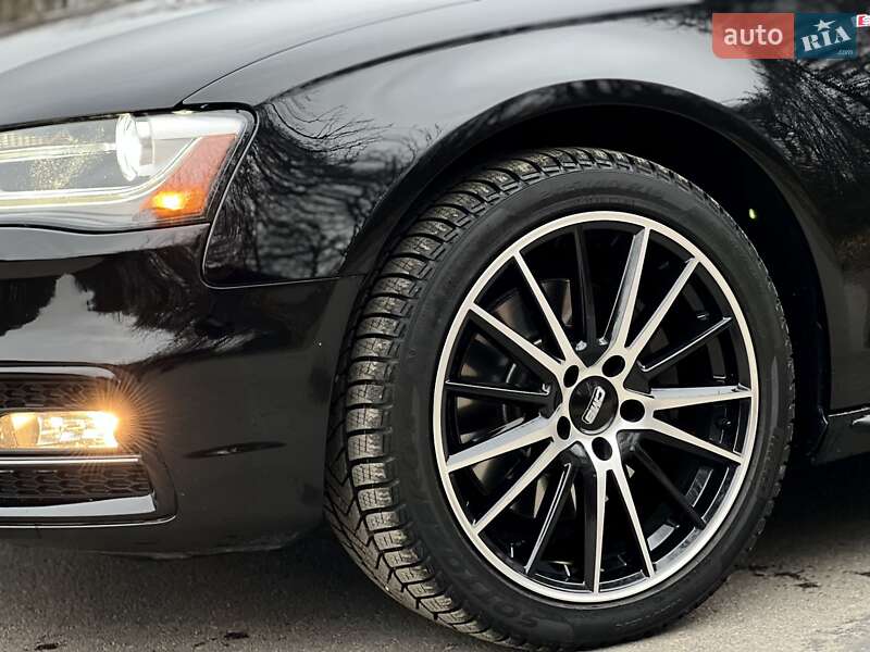 Седан Audi A4 2015 в Тернополі