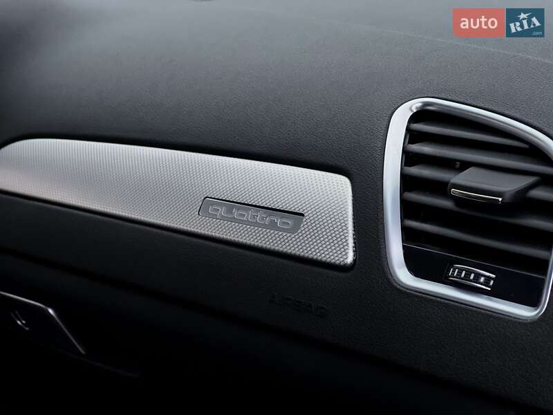 Седан Audi A4 2015 в Тернополі