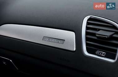 Седан Audi A4 2015 в 