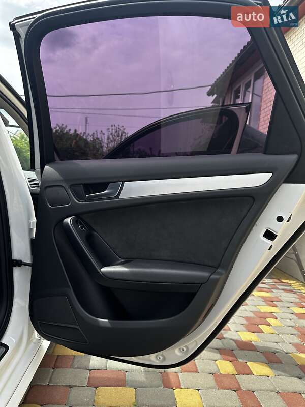 Седан Audi A4 2009 в Виннице