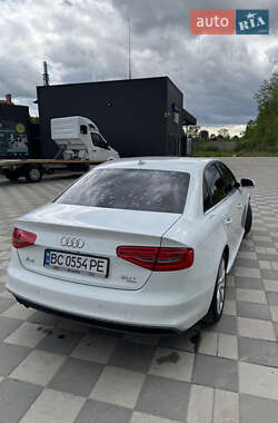 Седан Audi A4 2013 в 