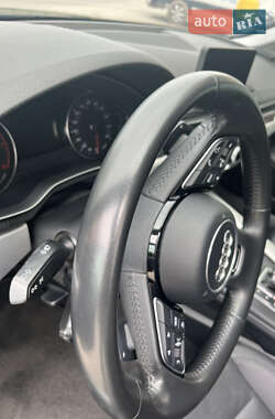 Седан Audi A4 2017 в 