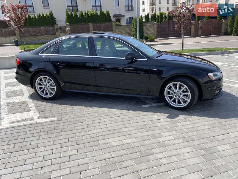 Седан Audi A4 2013 в Ровно