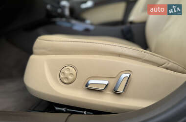 Седан Audi A4 2015 в 
